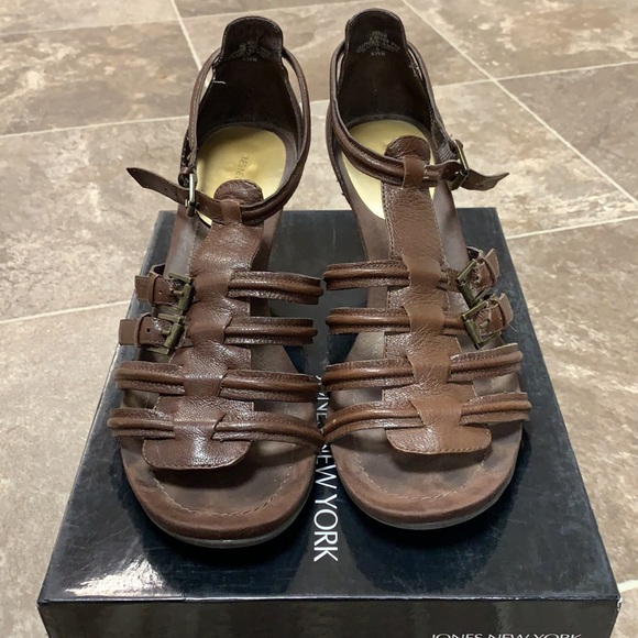 Brown gladiator style heels - Picture 4 of 4